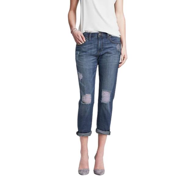 Banana Republic Boyfriend Distressed Jeans in Ava Wash – EUC Size 24P - Picture 1 of 4